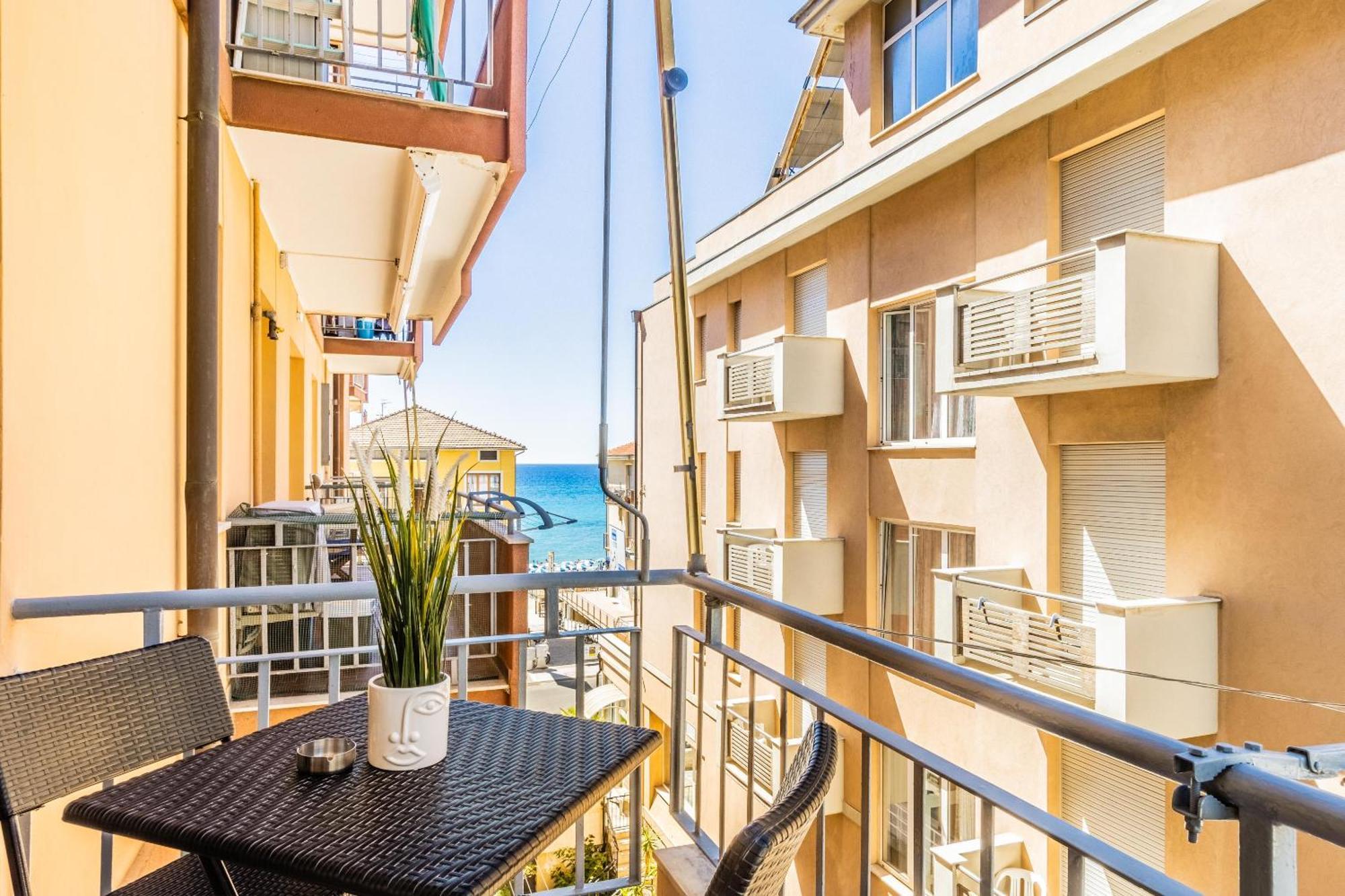 'Nature Home' 30Mt Sea -Central Station -Netflix Pietra Ligure Kültér fotó